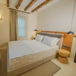Nuup * 马尔马里斯